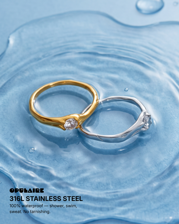 Kim - Dainty solitaire ring - Stainless steel