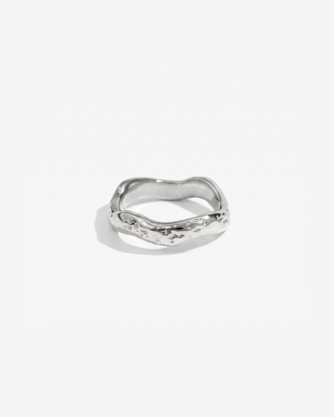 Sophie - Wavy textured band ring - Stainless steel