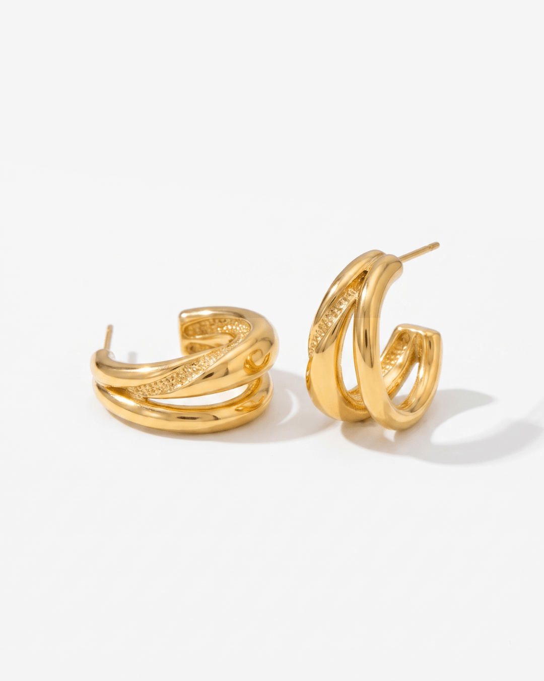 Arverne - Dainty C-hoop earrings - Stainless steel - Opulaire - WATERPROOF jewelry - 