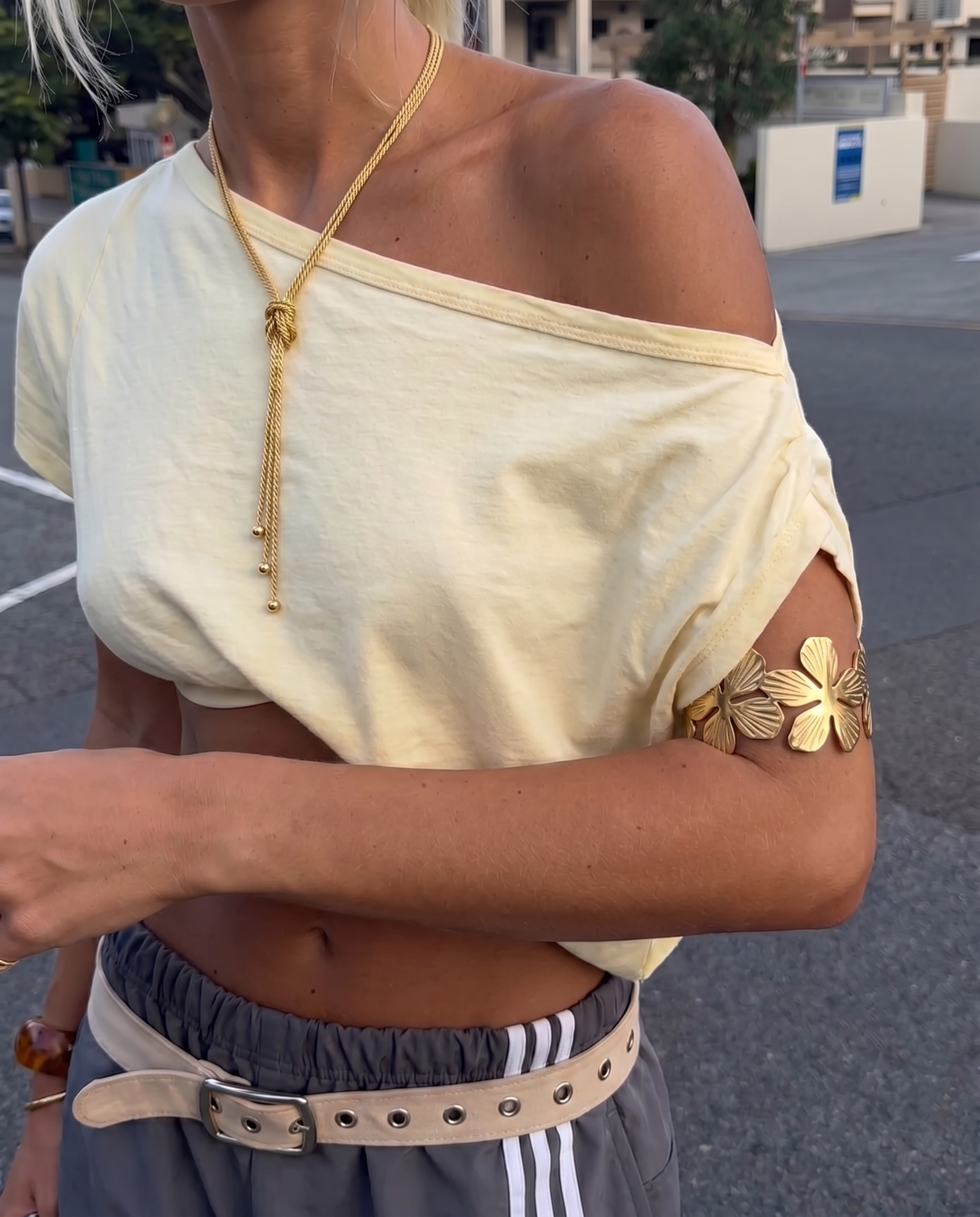 Flower bracelet