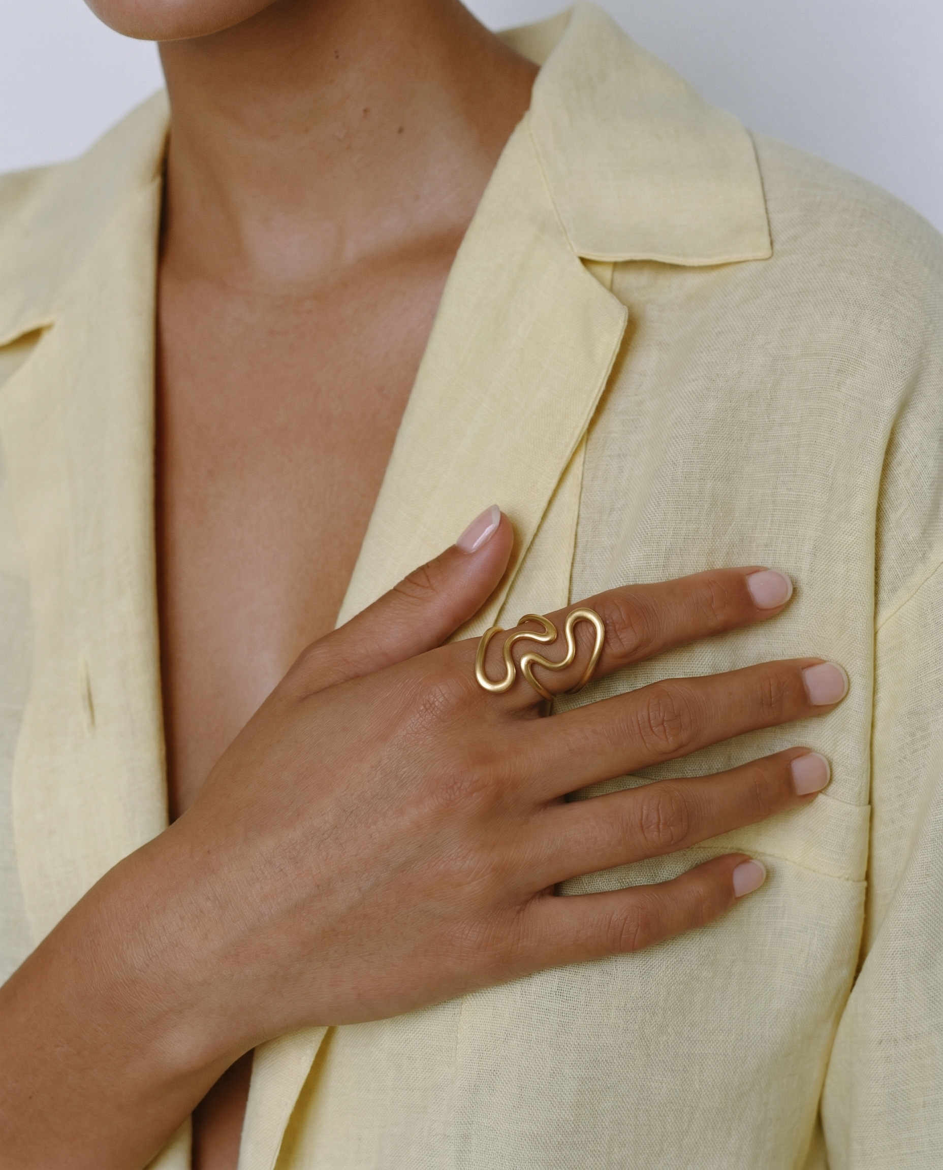 Diana ring