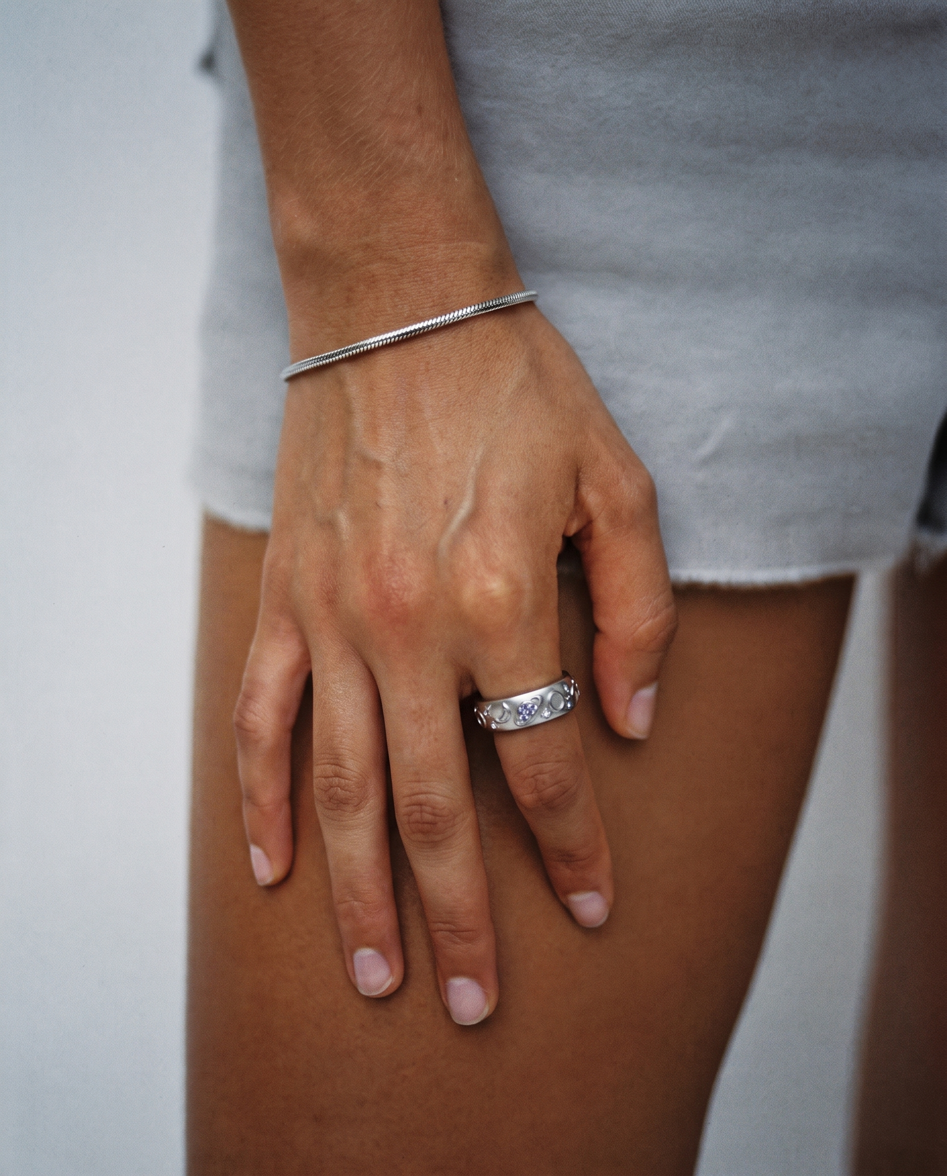 Nora ring