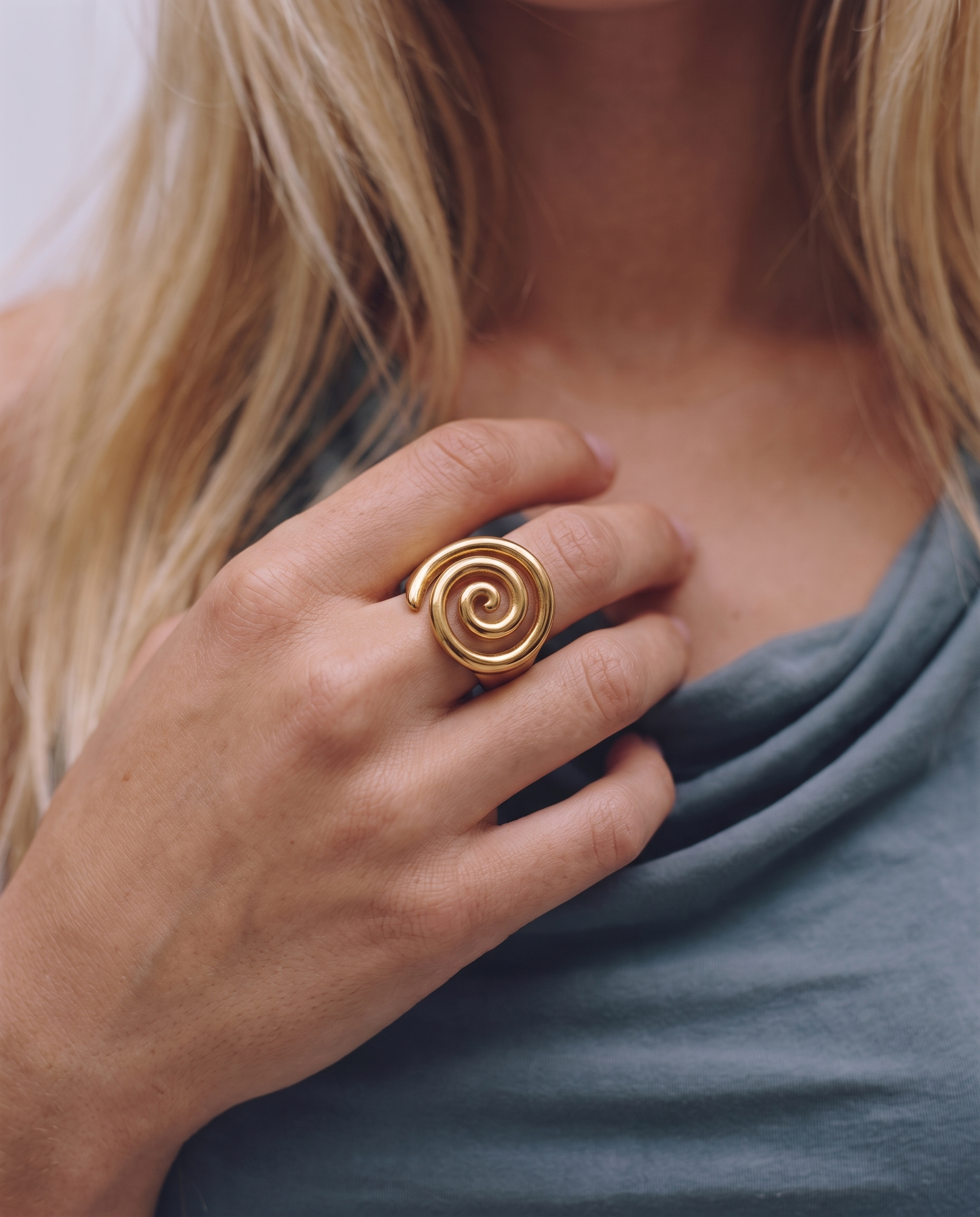 Liah - Twirl signet ring - Stainless steel