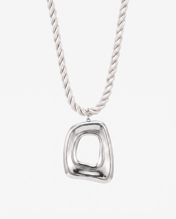 Cece necklace