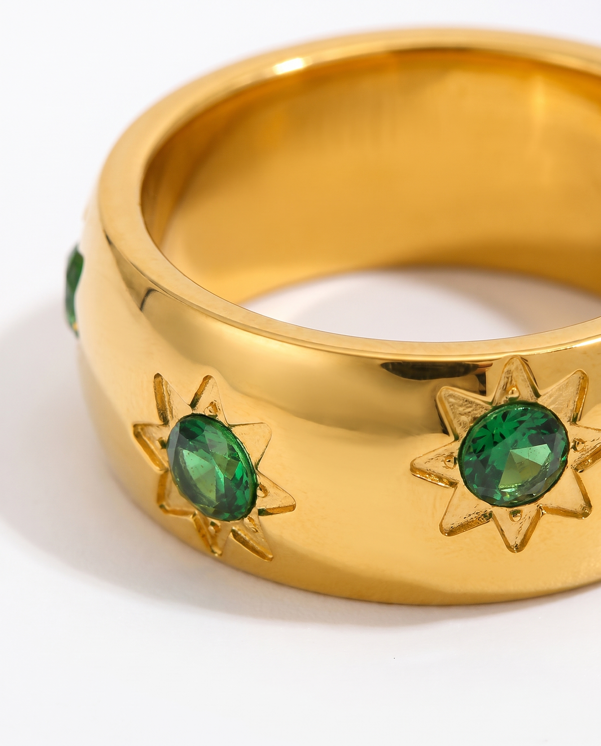 Charlotte ring