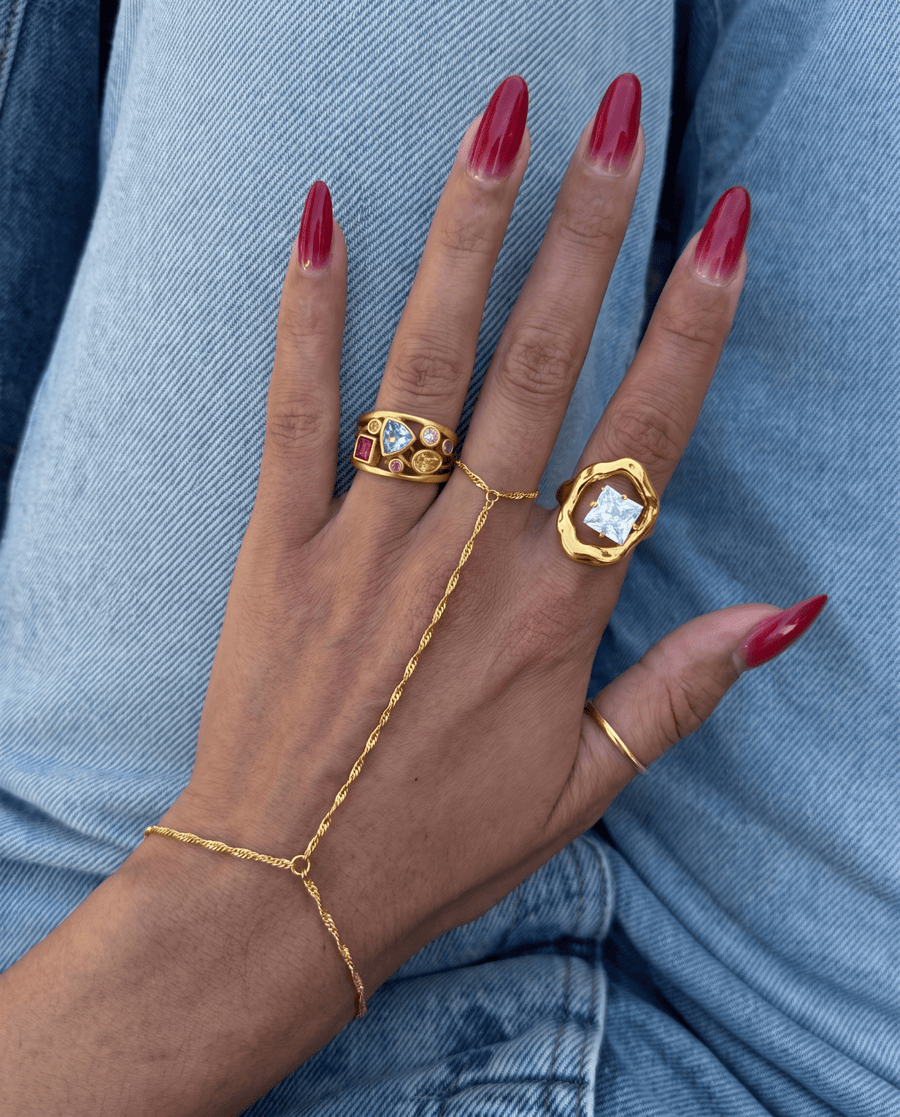 Milene - Hand chain bracelet - Stainless steel