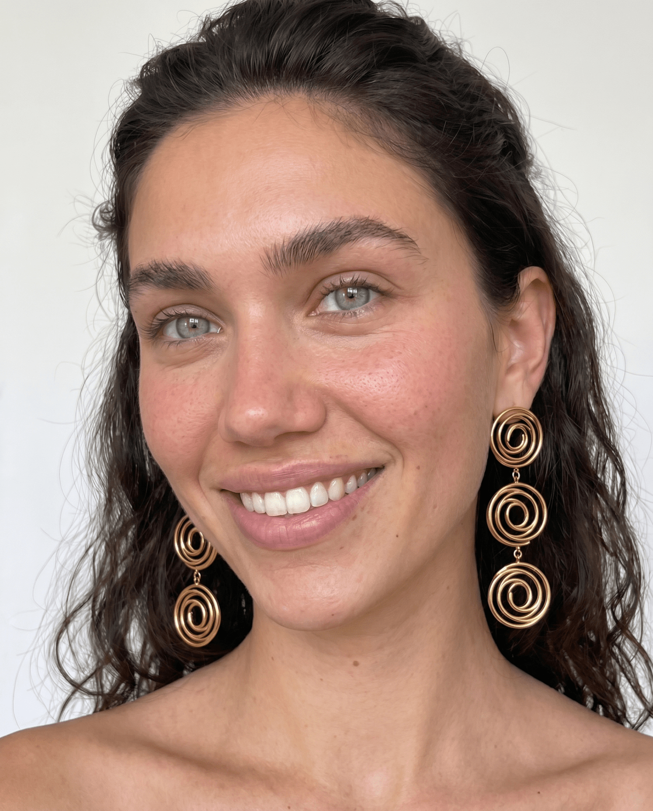 Twirl earrings - Opulaire - WATERPROOF jewelry - Gold -